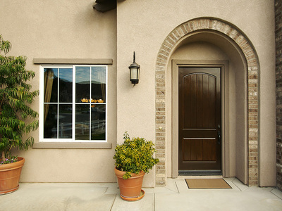 Купить входную дверь: надежная защита вашего дома