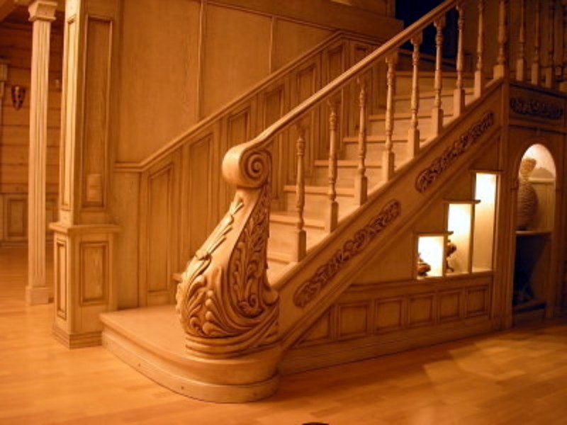 Дизайн красивой лестницы
