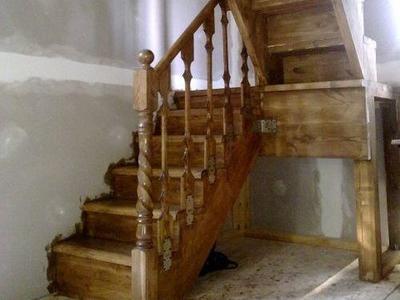 Изготовление деревянной лестницы